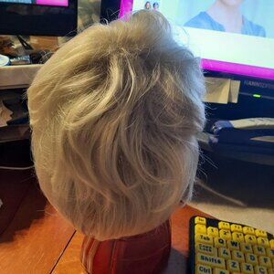 NEW! EMMOR Short White Human Hair Wigs for WMN Blend W Healthy Fiber Mixed Color